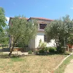 Near In 54481