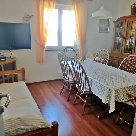 Апартаменты Near In 54481